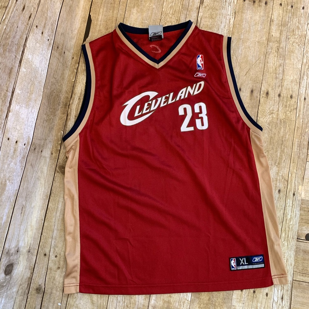 Reebok Lebron James Cleveland Jersey Kids XL